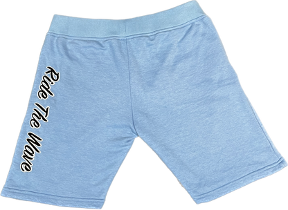 𝓒𝓵𝓸𝓾𝓭 𝓑𝓵𝓾𝓮